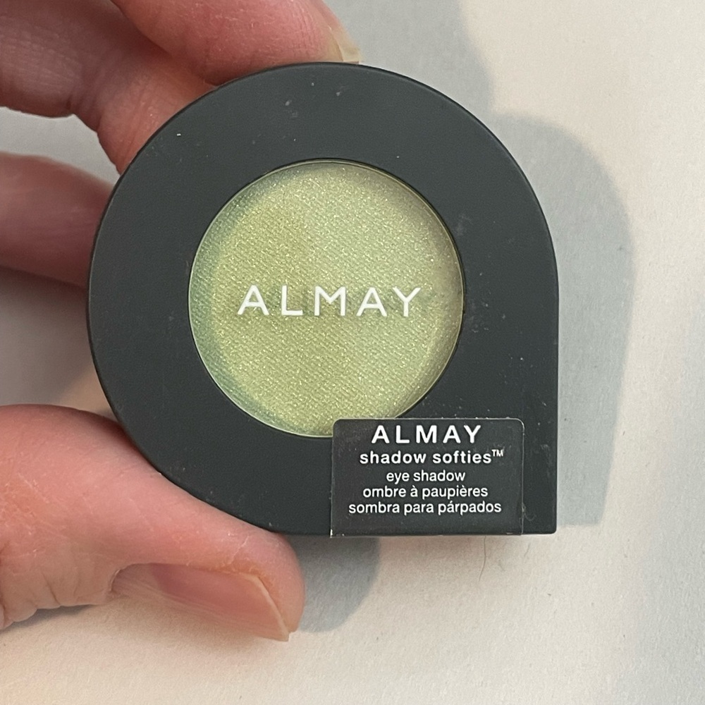 Almay Shadow Softies Eye Shadows - Honey Dew 105‎